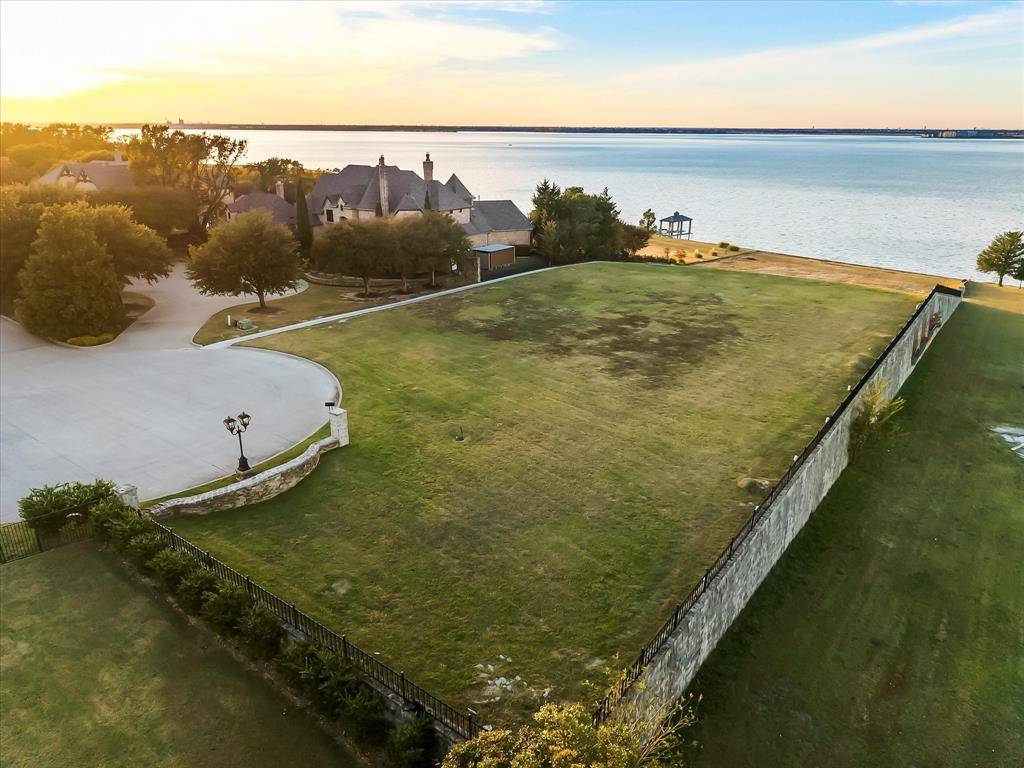 6 Terrabella Lane, Heath, TX 75032