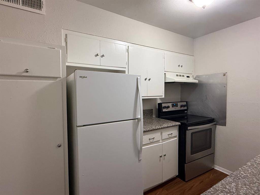 5004 Live Oak Street #111, Dallas, TX 75206