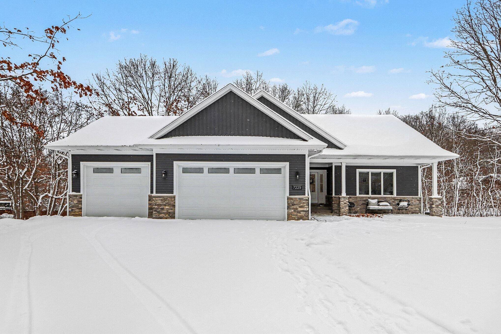 7229 Owen Hills LN, Alamo Twp, MI 49009