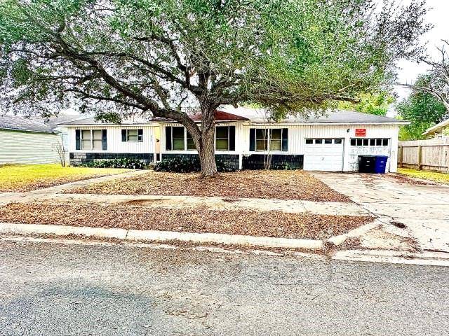 515 Vaky Street, Corpus Christi, TX 78404