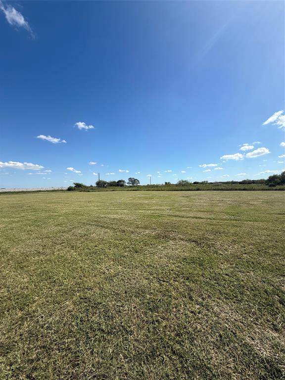 6032 NW County Road 1300, Barry, TX 75102