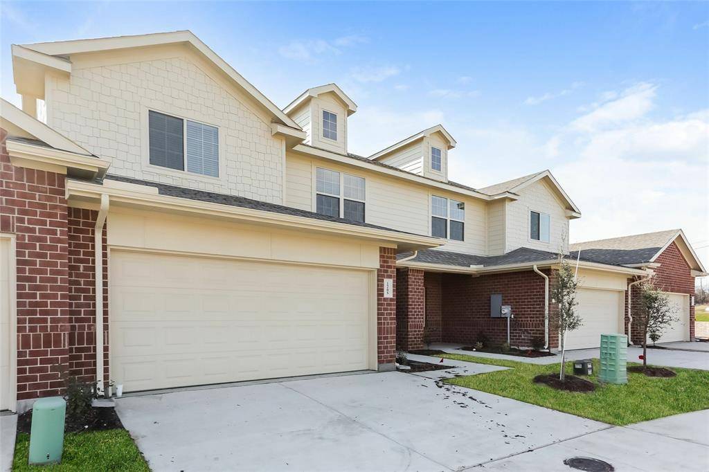 1205 Mallard Cove, Ennis, TX 75119