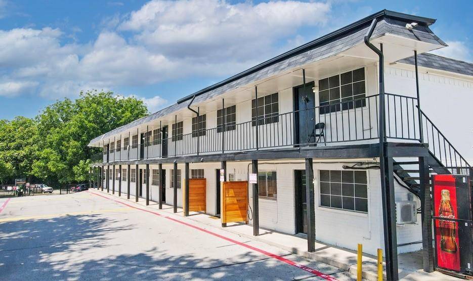 2910 Prichard Lane, Dallas, TX 75227