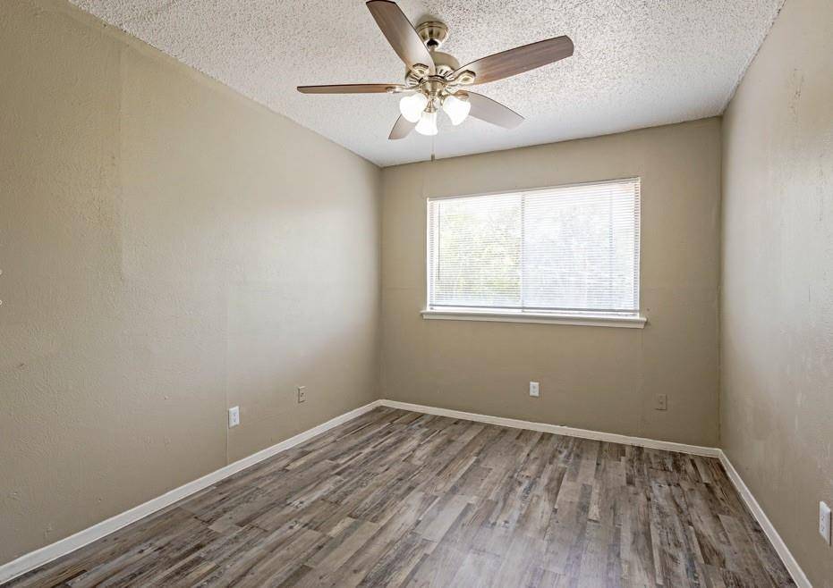 2910 Prichard Lane, Dallas, TX 75227