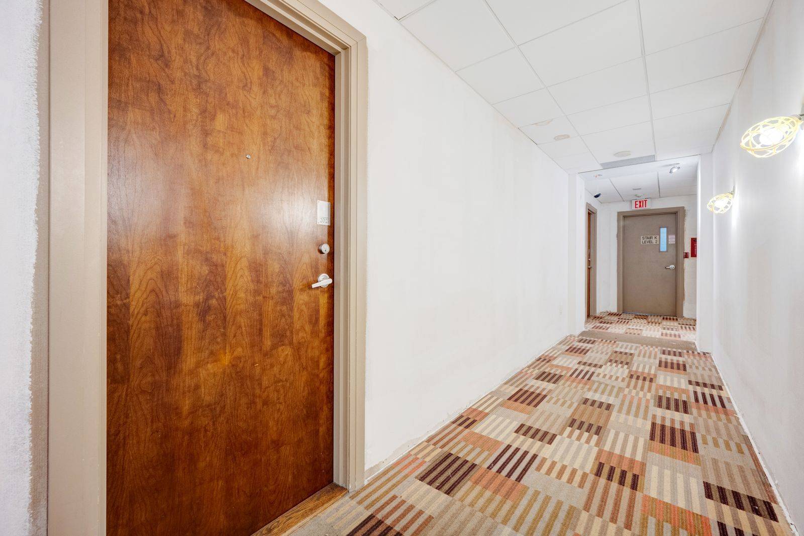 320 City Centre DR #Gv202, Mississauga, ON L5B 4P8