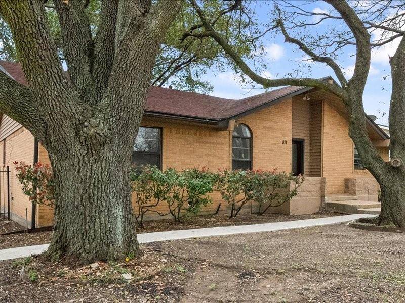 811 Green Pastures Drive, Cedar Hill, TX 75104