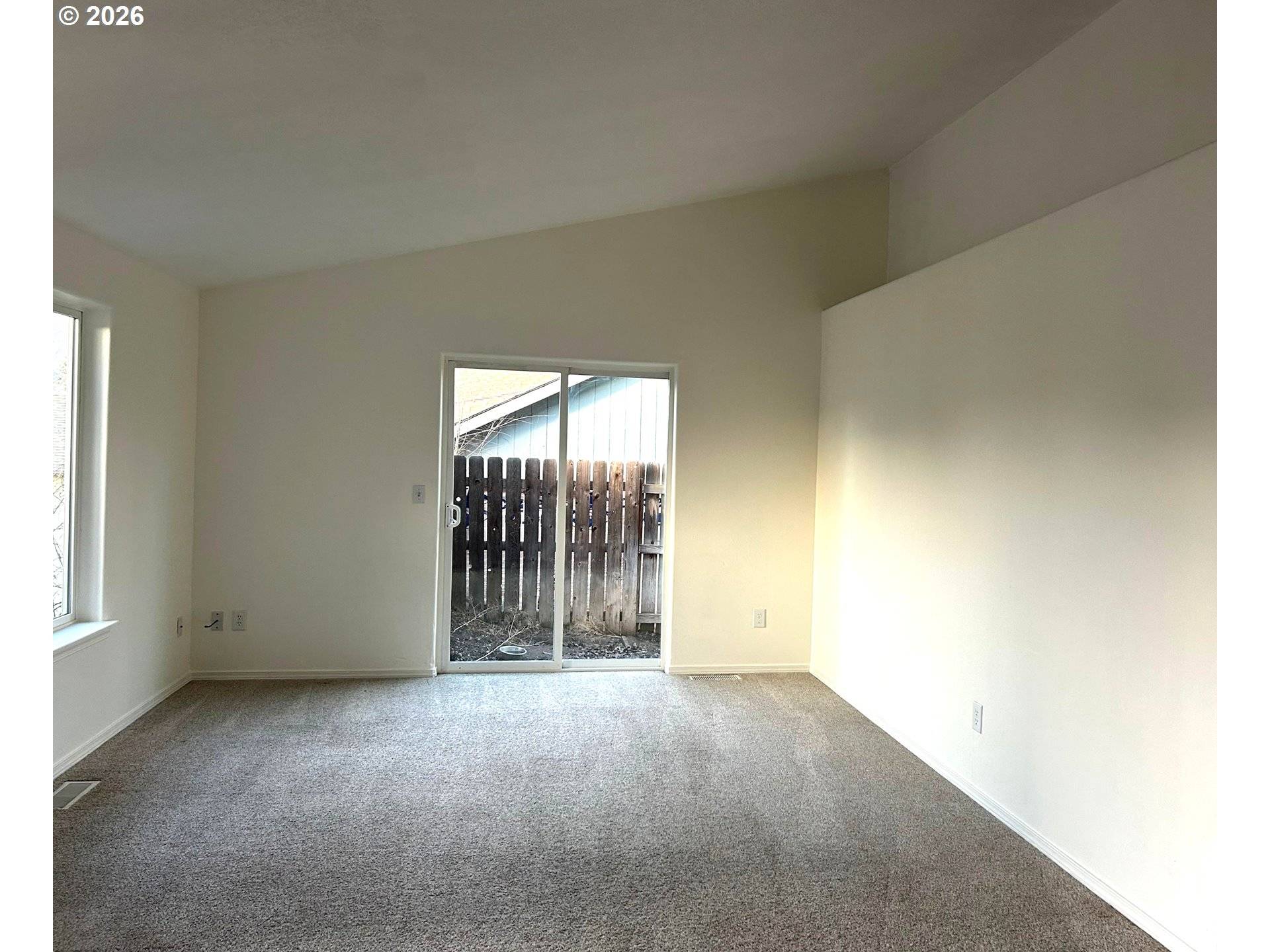 857 SE MALIAH AVE, Madras, OR 97741