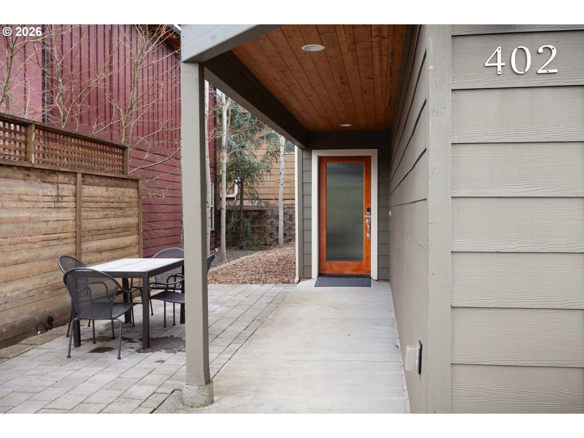 402 Bluff RD, Hood River, OR 97031