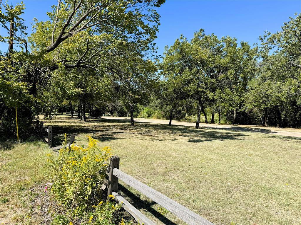 6514 S Cooper Street, Arlington, TX 76001
