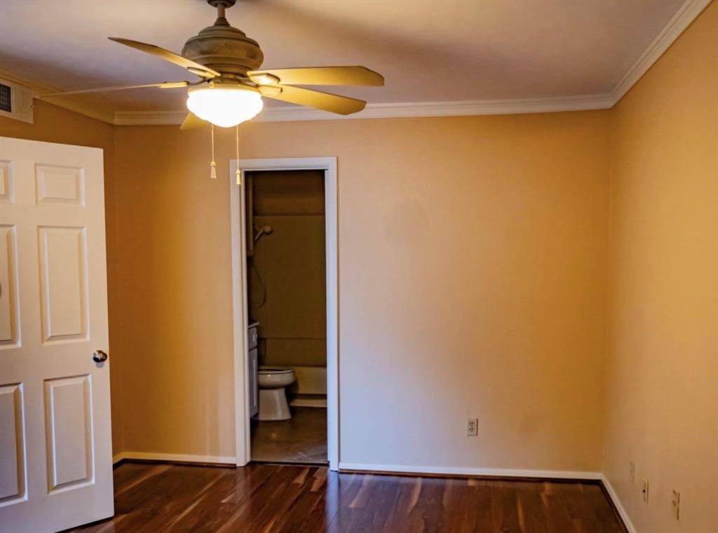 2505 Wedglea Drive #109, Dallas, TX 75211