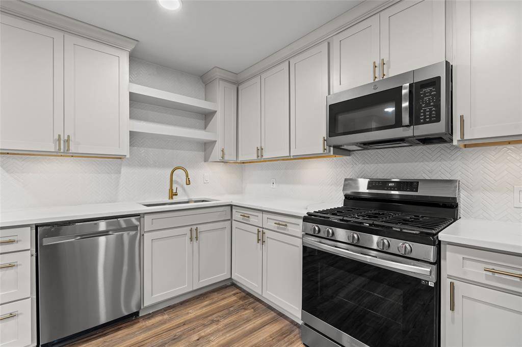 8423 Glen Regal Drive, Dallas, TX 75243