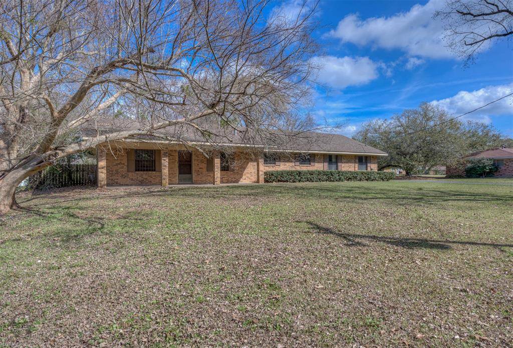 816 Bogan Lane, Coushatta, LA 71019