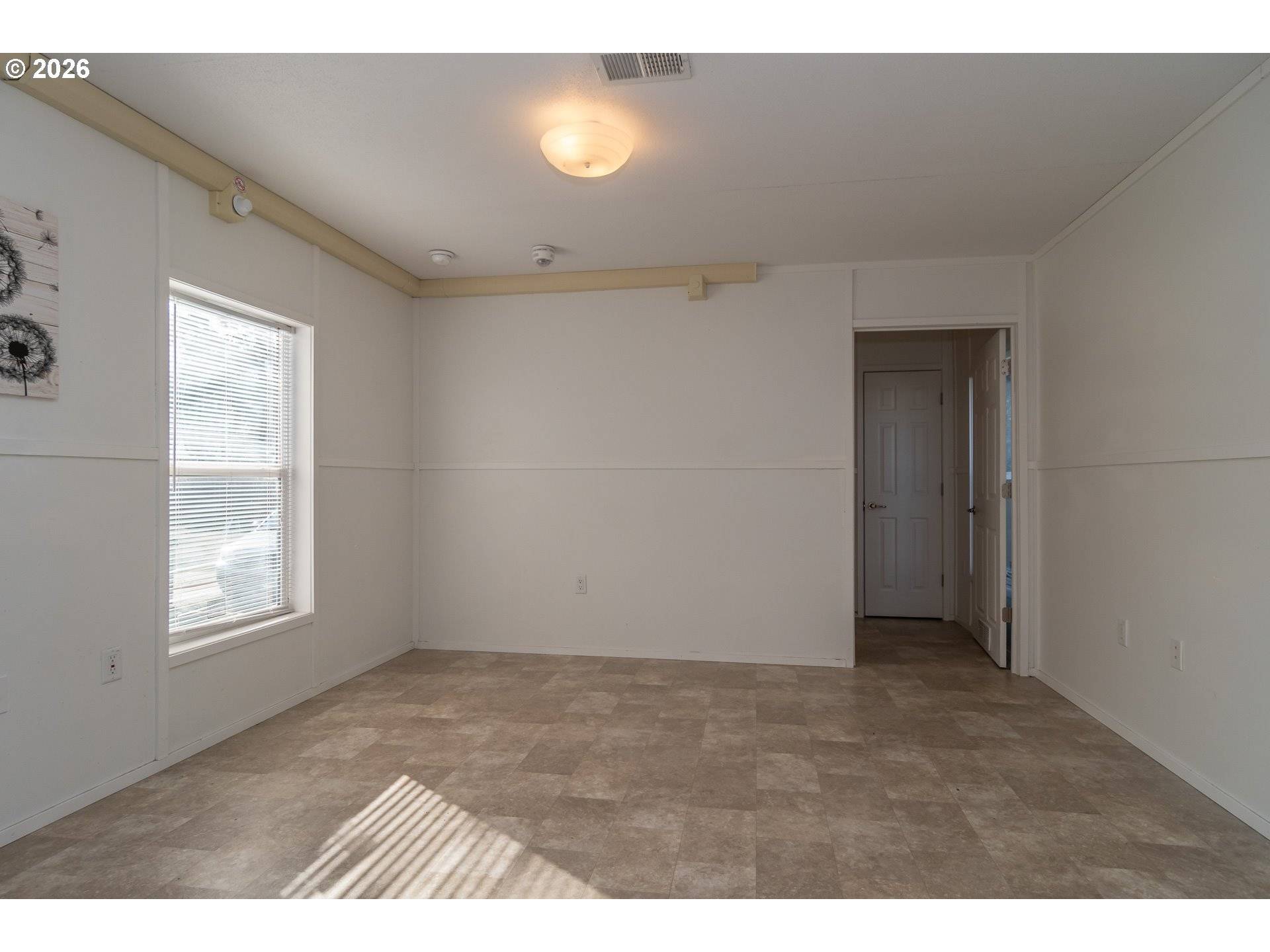 5000 NE STEPHENS ST #40, Roseburg, OR 97470