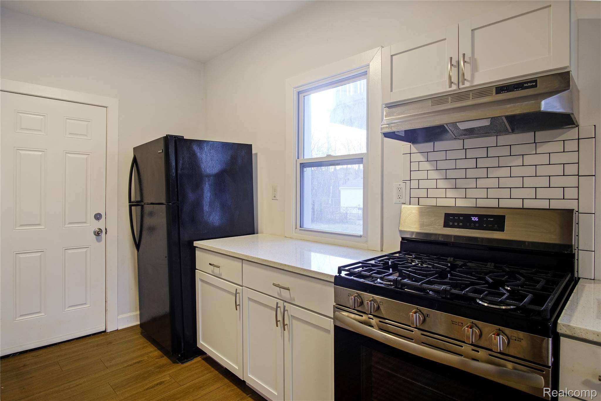 6123 Commonwealth ST, Detroit, MI 48208