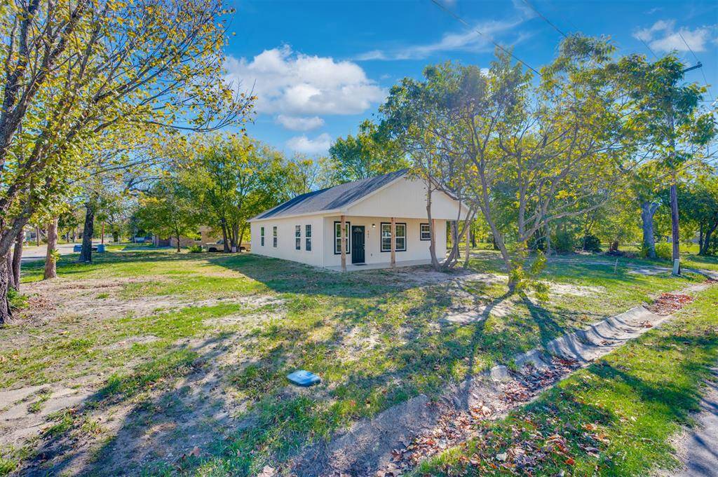 501 1st Street, Cooper, TX 75432