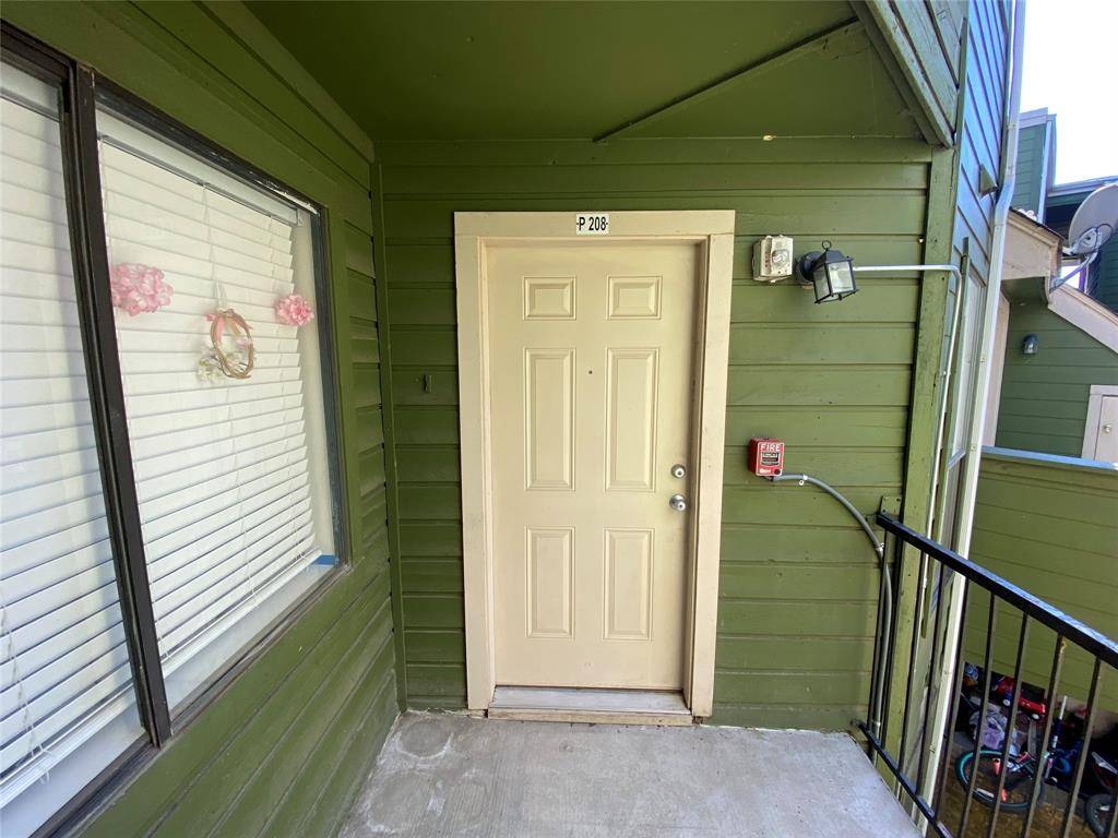 9831 Walnut Street #P208, Dallas, TX 75243