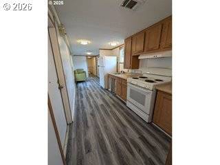 77940 HIGHWAY 99 #19, Cottage Grove, OR 97424