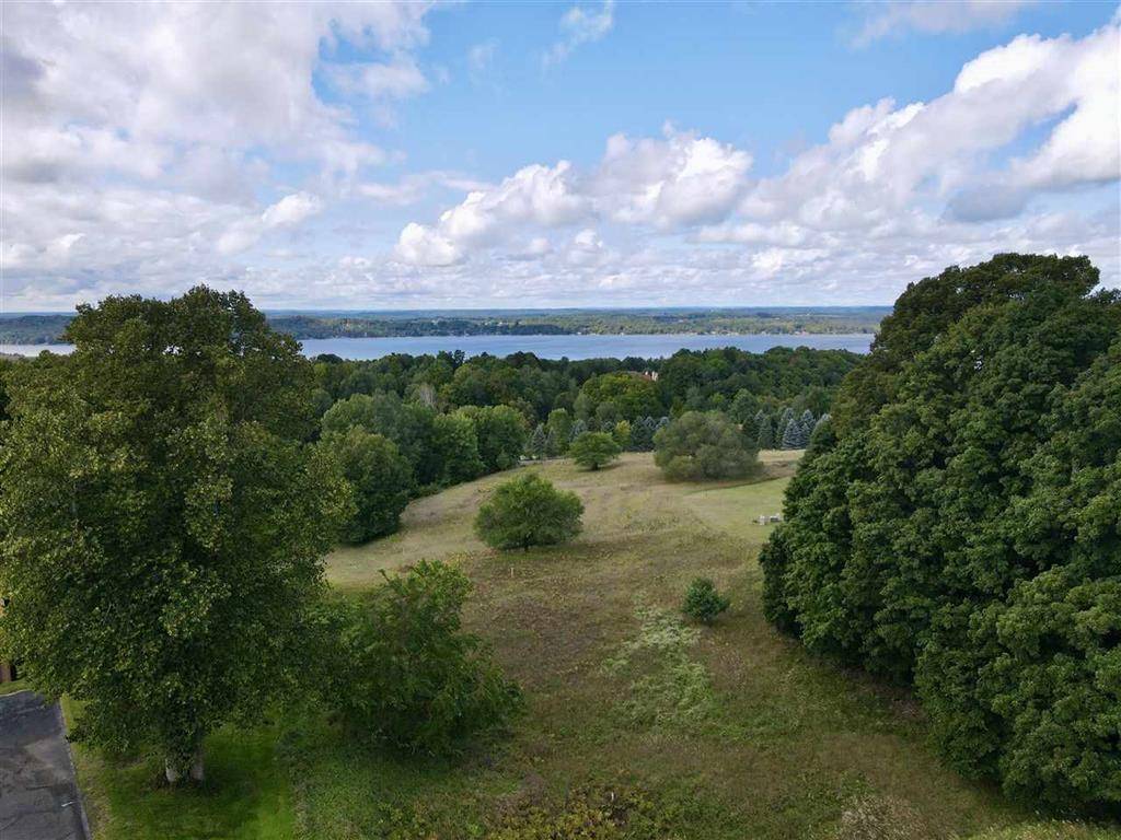 5712 Shanty Creek RD, Kearney Twp, MI 49615