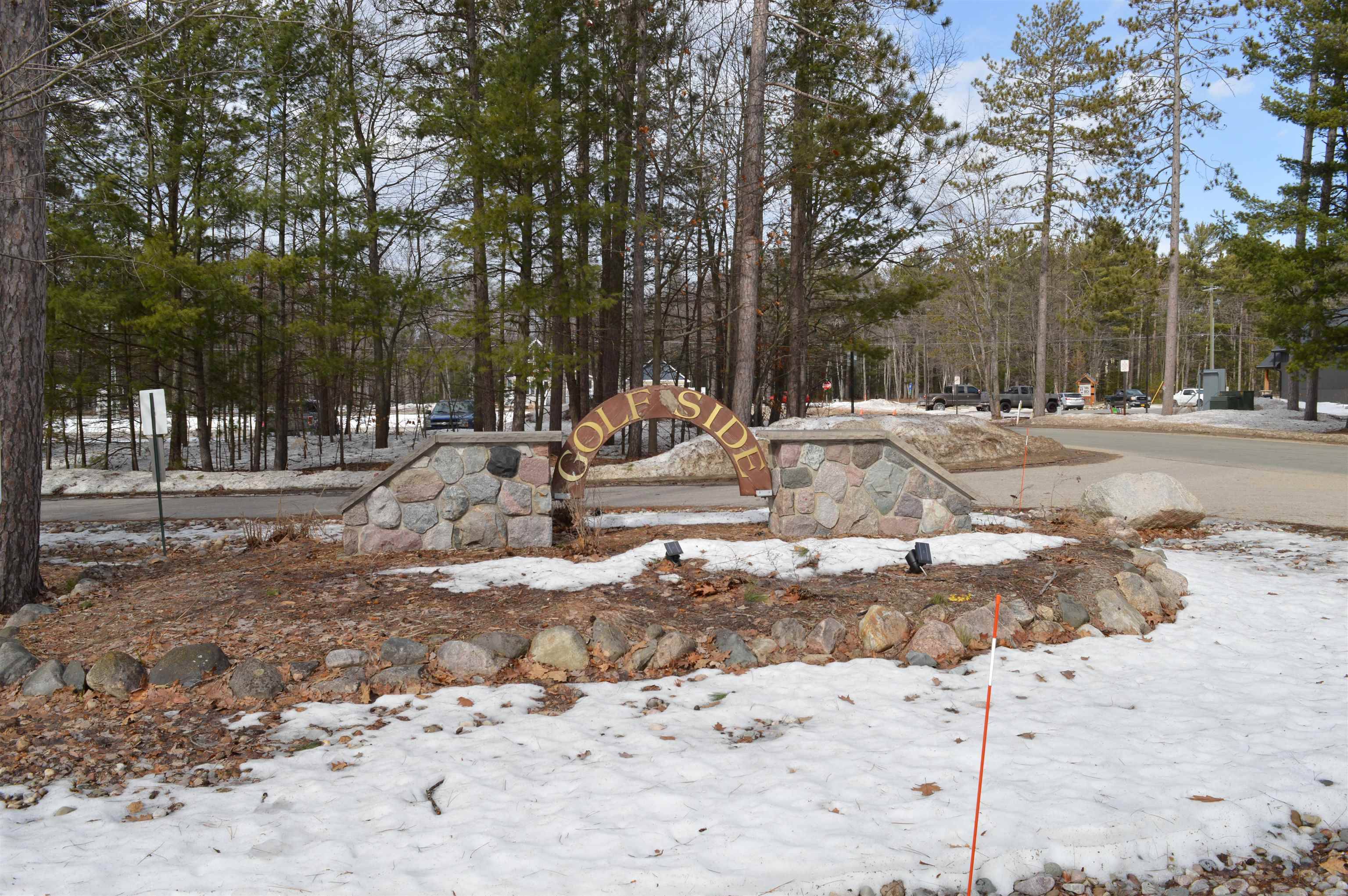 773 Golf Side DR, Kalkaska Twp, MI 49646