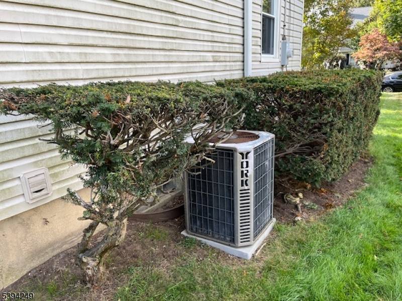 520 Winsor St, Bound Brook Boro, NJ 08805