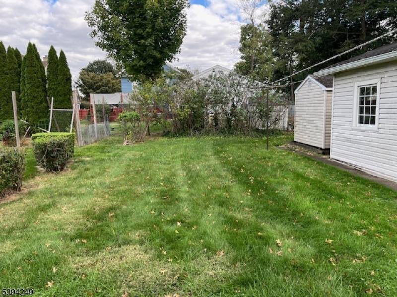 520 Winsor St, Bound Brook Boro, NJ 08805