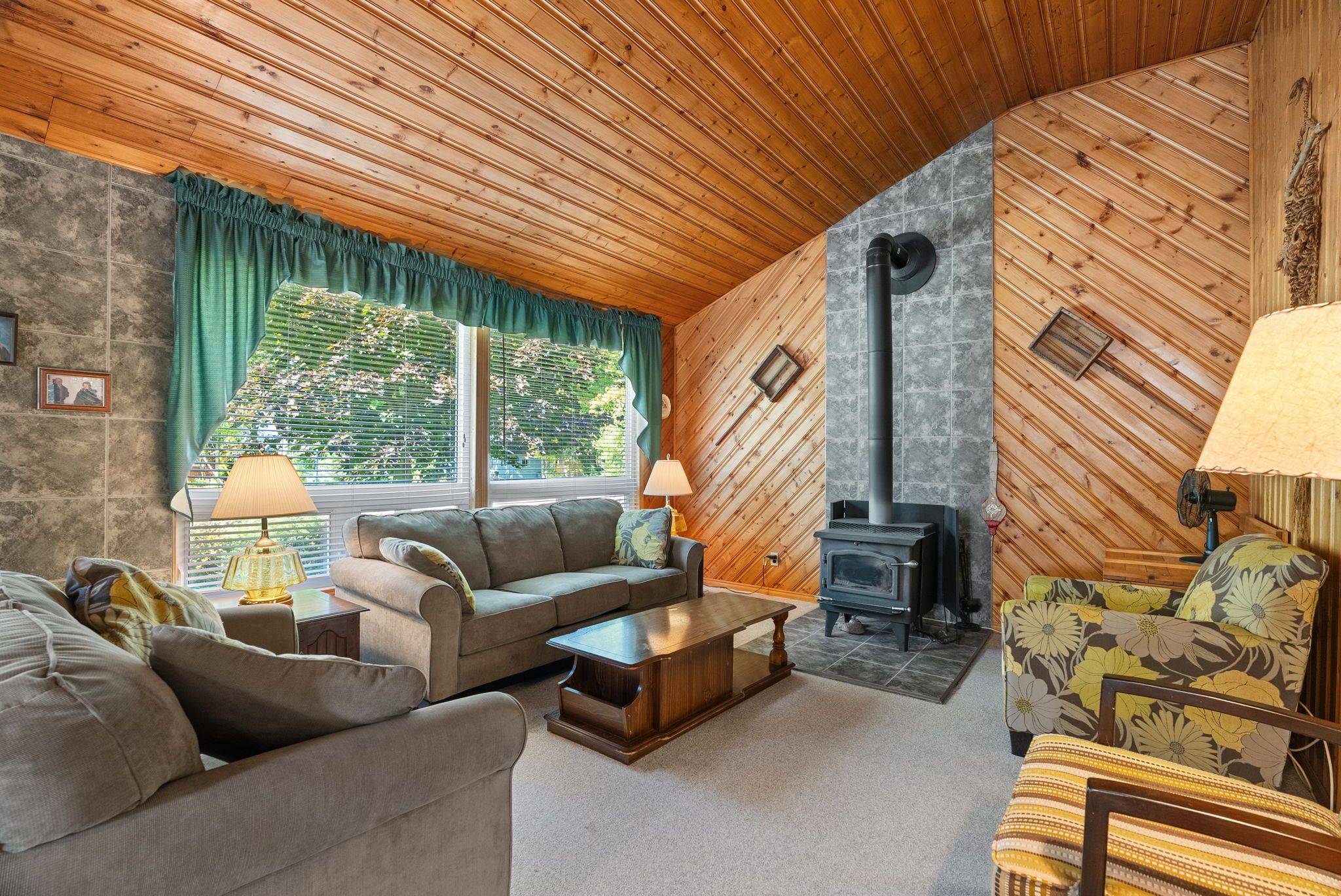 77556 Melena DR, Bluewater, ON N0M 1G0