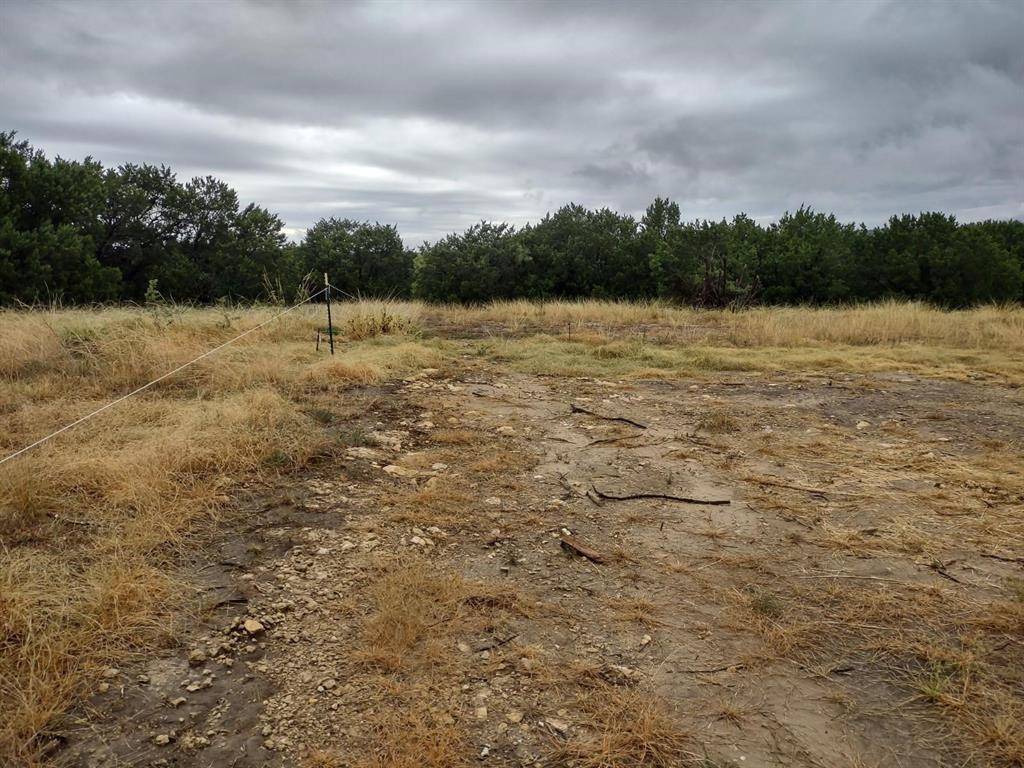 1007 W Apache Trail, Granbury, TX 76048