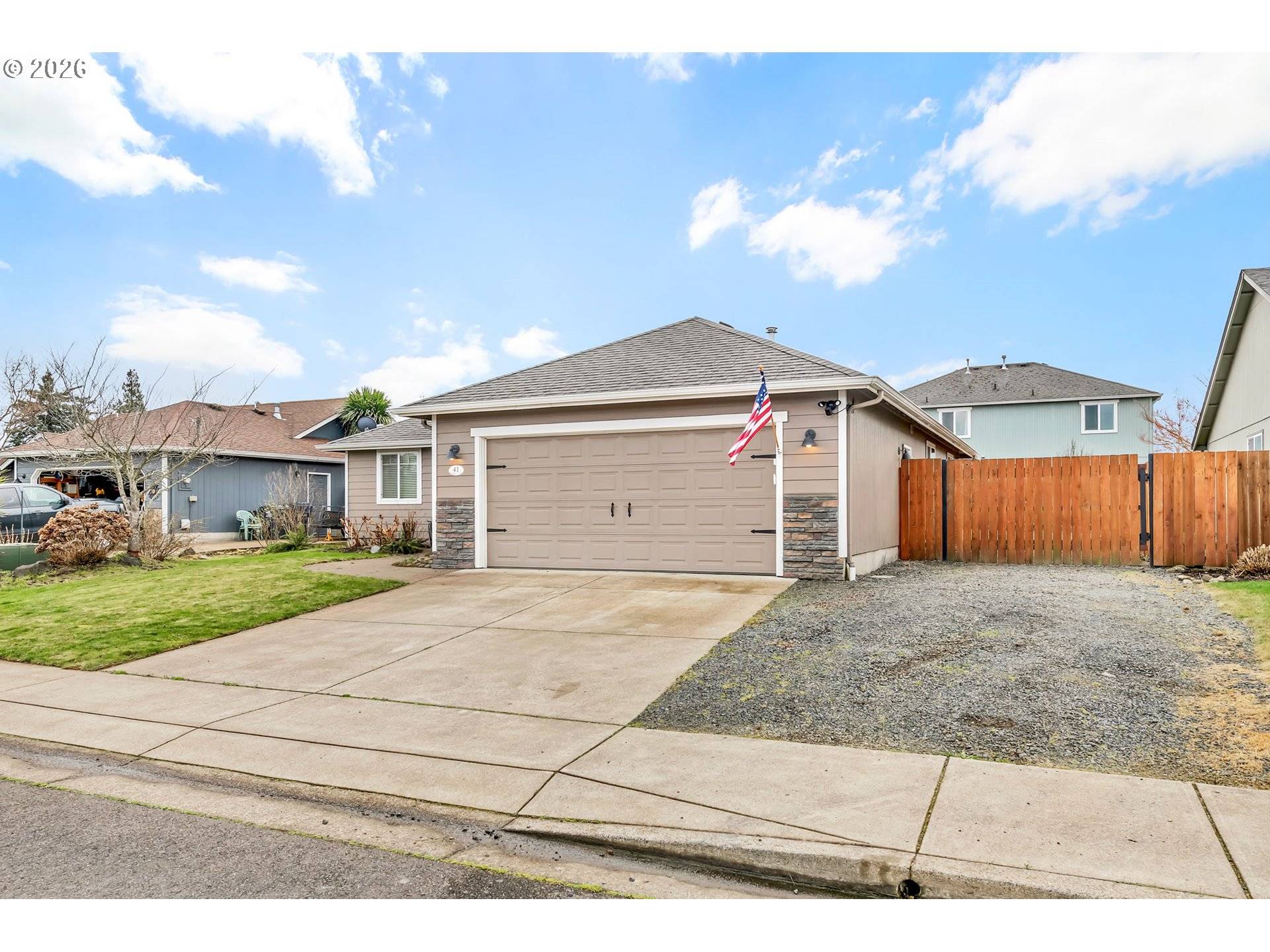 41 SANDALWOOD LOOP, Creswell, OR 97426