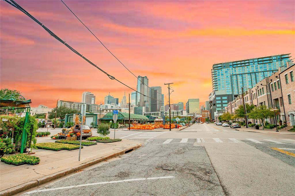 620 S Pearl Expressway, Dallas, TX 75201