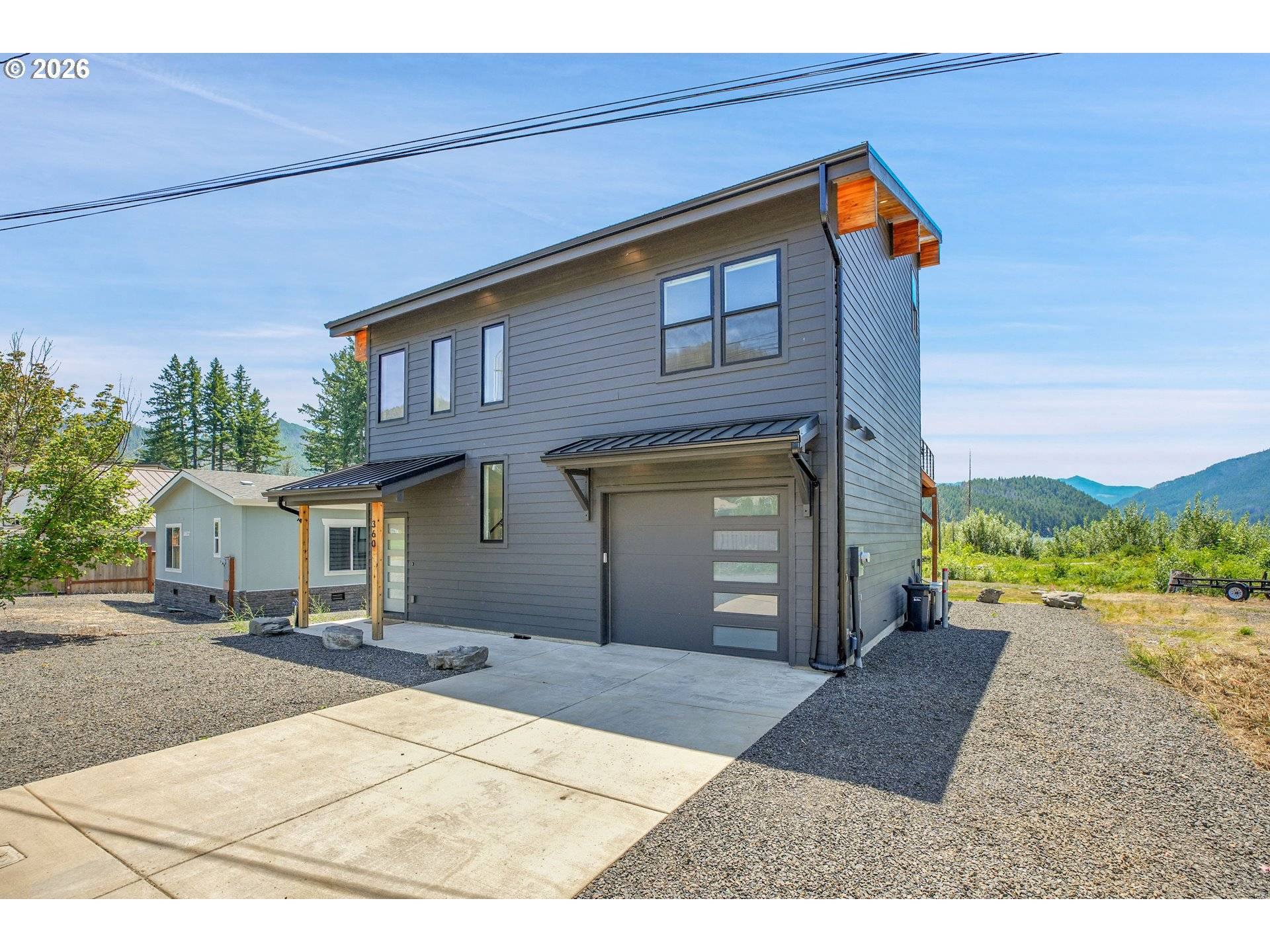 360 W SANTIAM AVE, Detroit, OR 97342