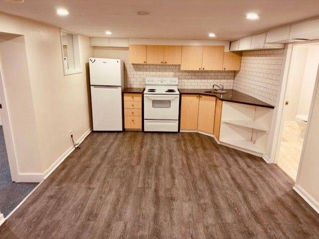 110 Cedarcrest BLVD #Basement, Toronto E03, ON M4B 2P3