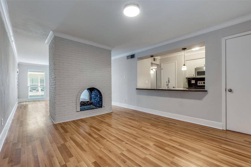 5925 E University Boulevard #232, Dallas, TX 75206