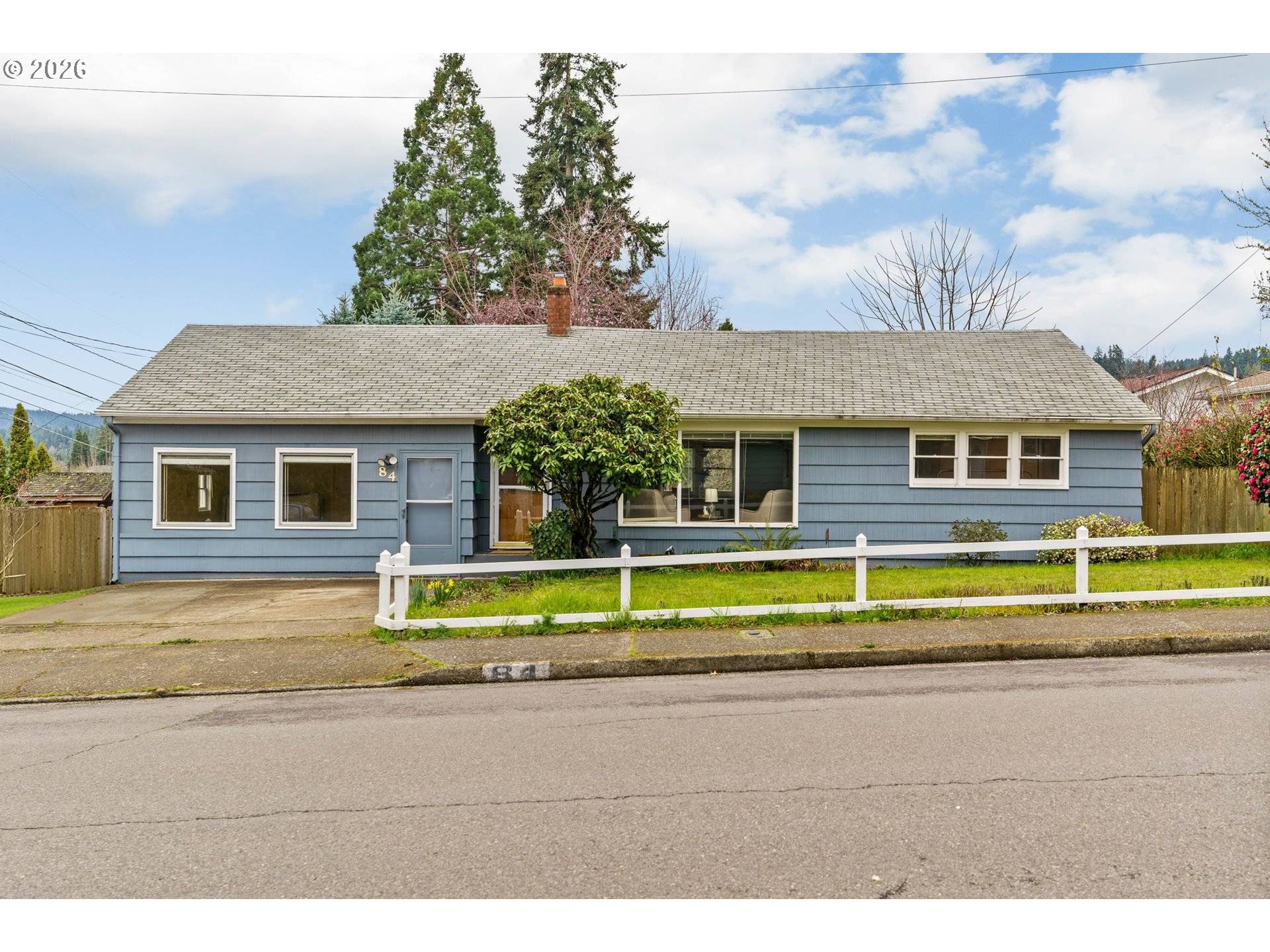 84 W 27TH AVE, Eugene, OR 97405