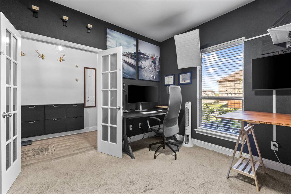 372 Chapel Hill Drive, Forney, TX 75126