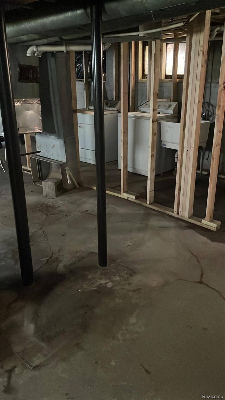 7633 Woodrow Wilson ST, Detroit, MI 48206