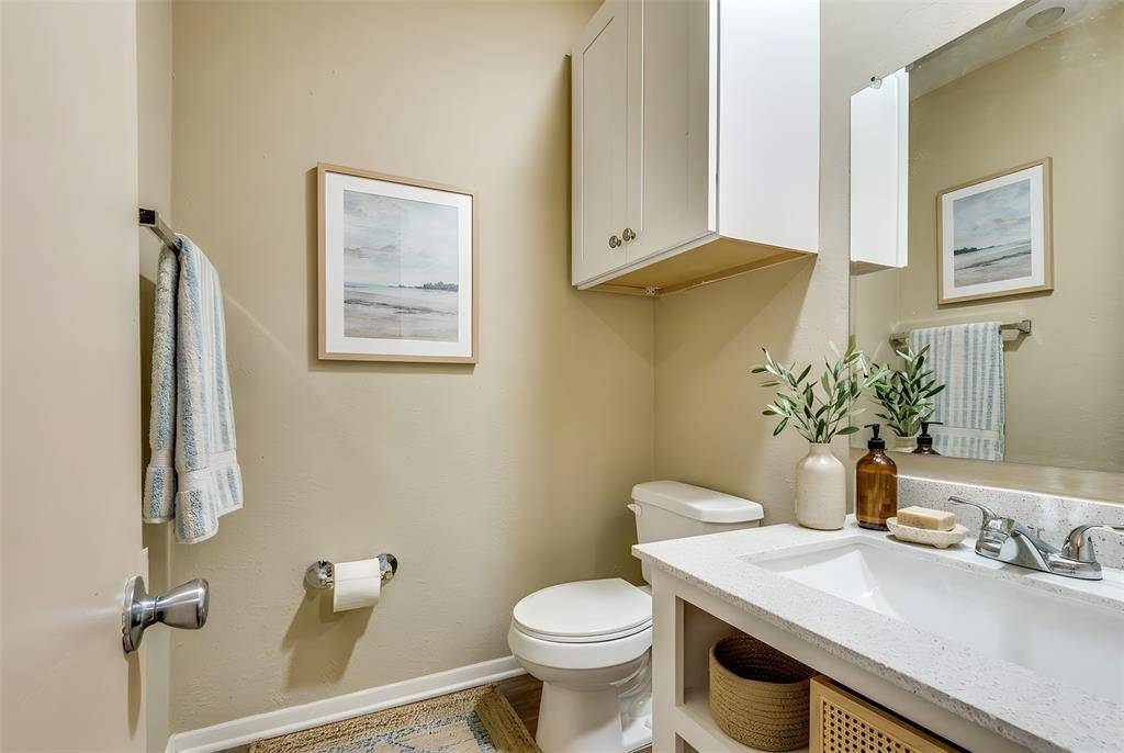 110 Crandall Road #112-Right Side, Irving, TX 75060