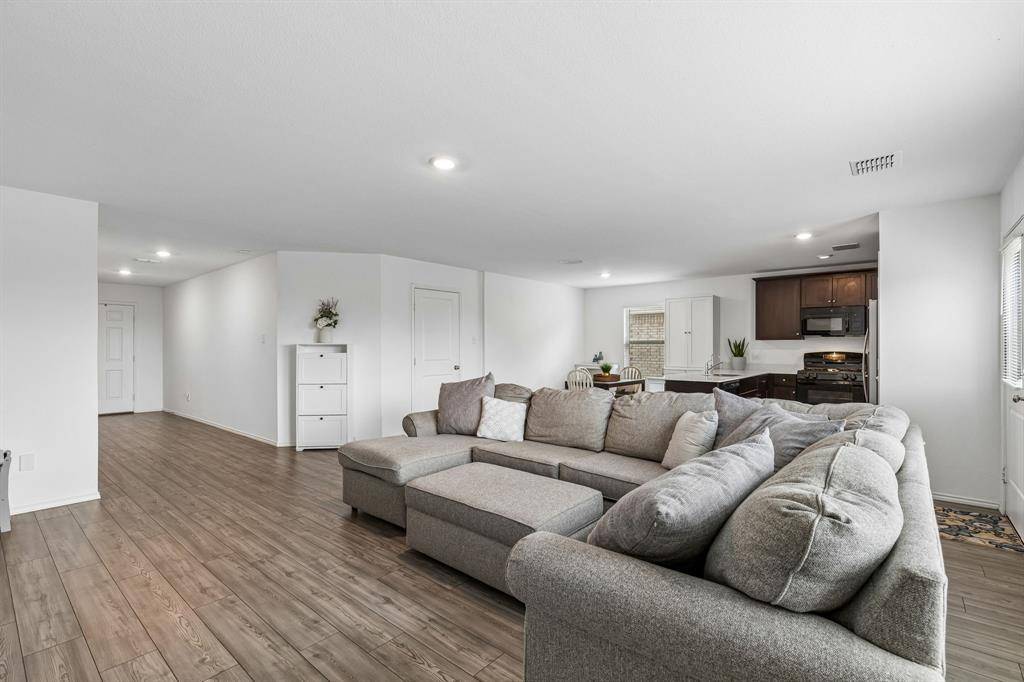 3044 Harper Street, Little Elm, TX 75068