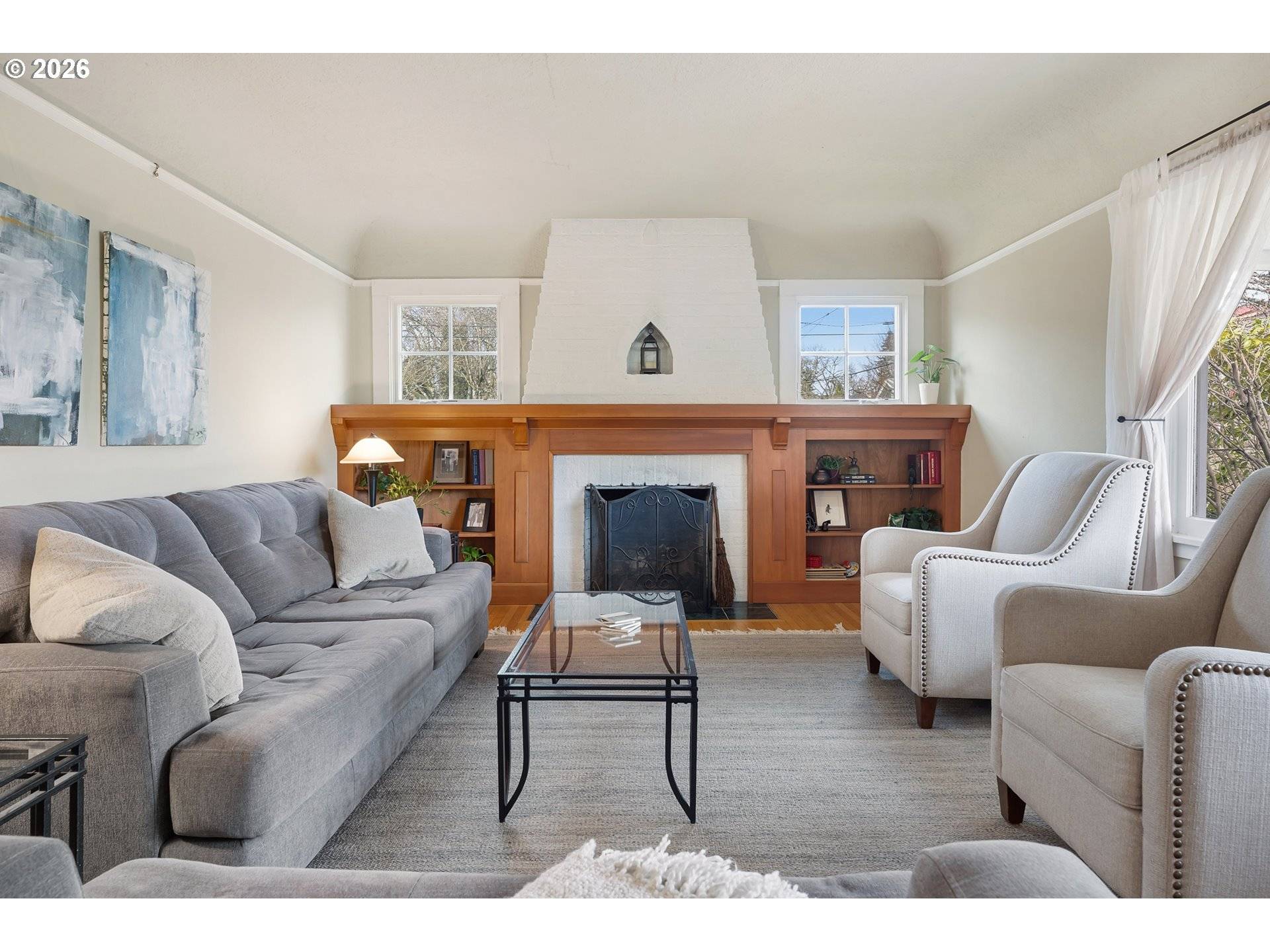 2106 SE KNAPP ST, Portland, OR 97202