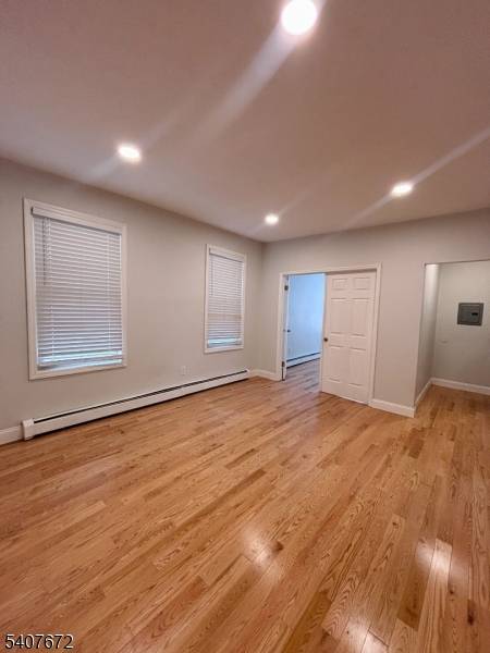 509 E 26Th St, Paterson City, NJ 07514