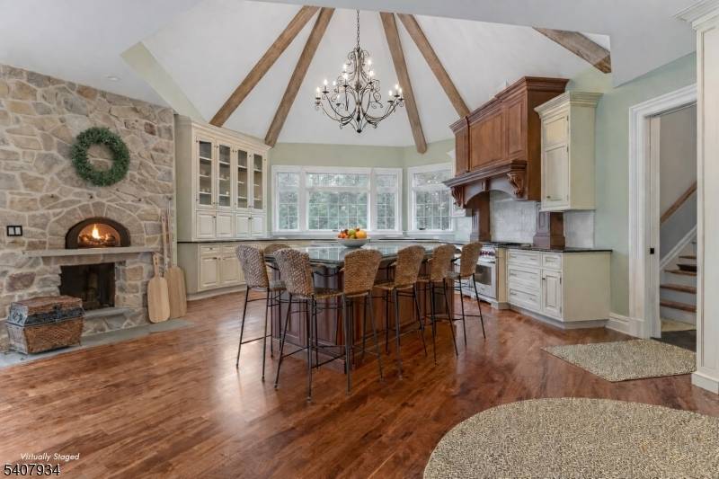 109 Mosle Road, Mendham Twp., NJ 07931