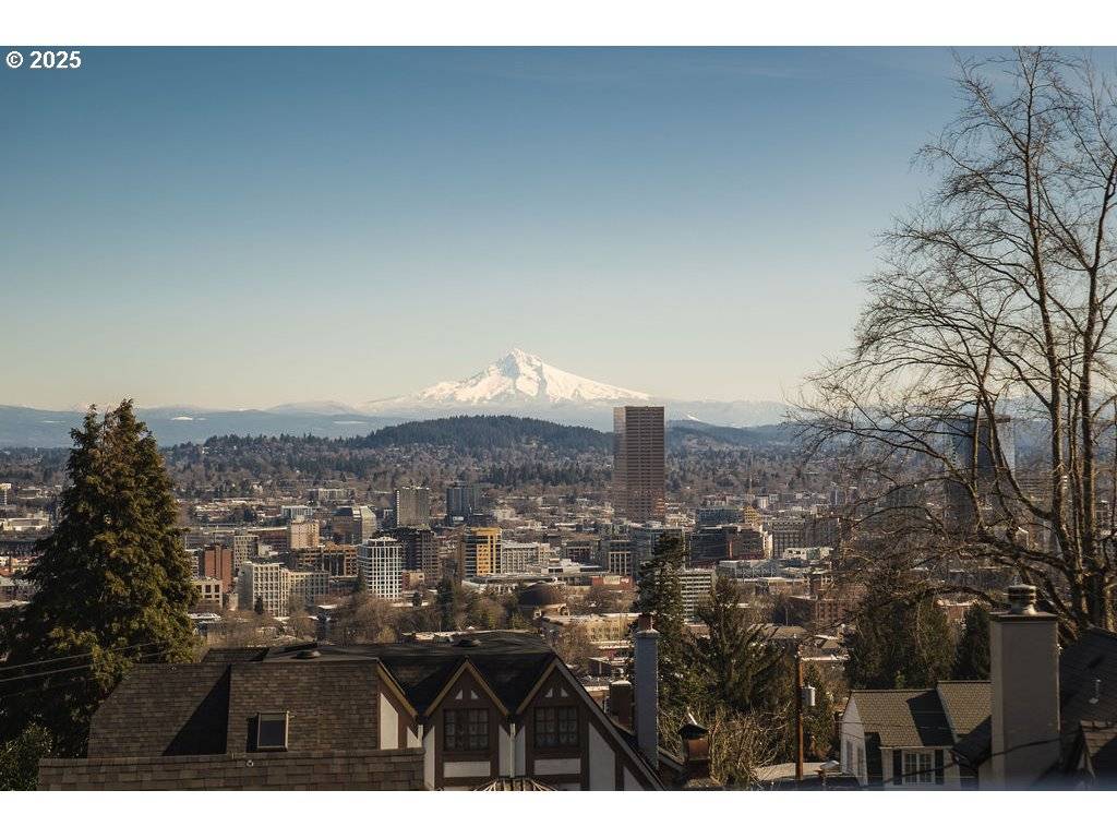 745 NW CULPEPPER TER, Portland, OR 97210