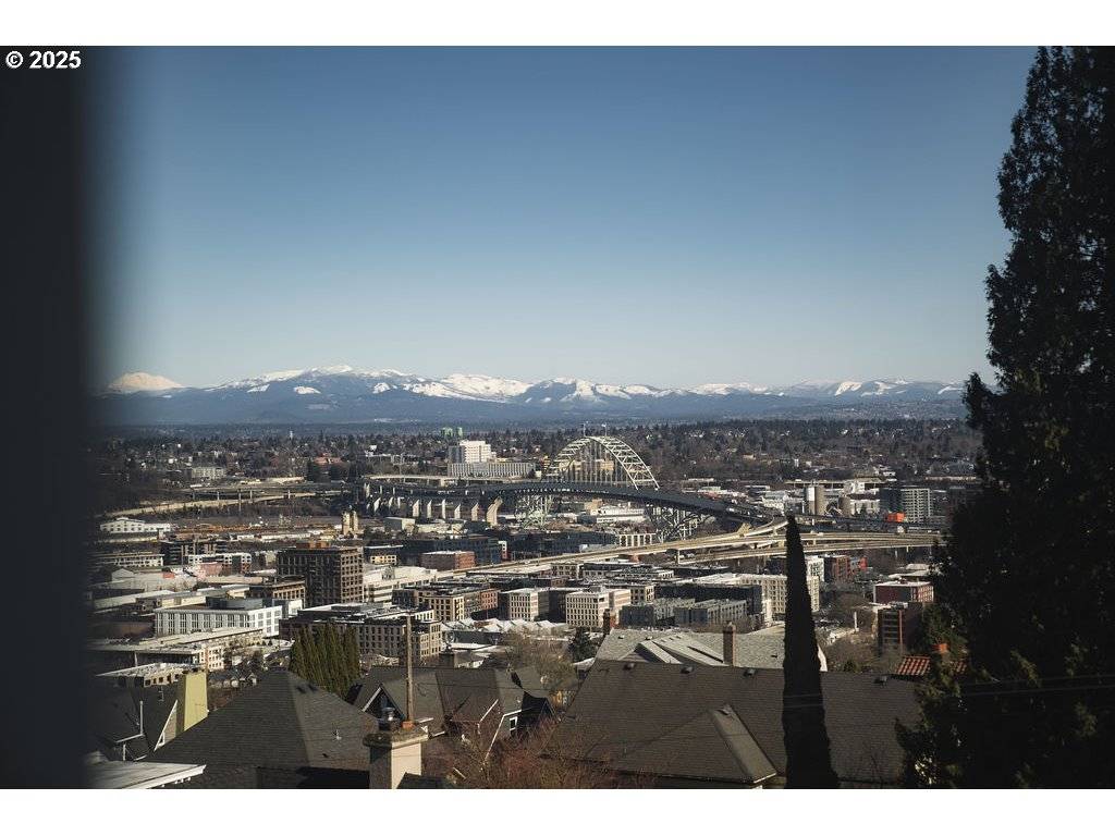 745 NW CULPEPPER TER, Portland, OR 97210