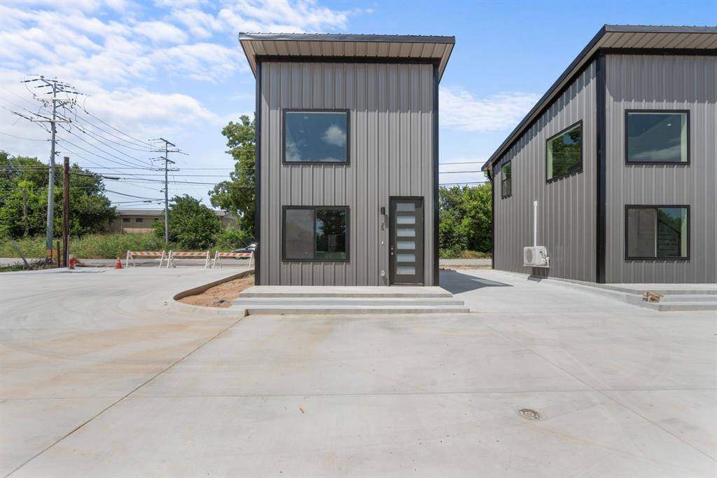 802 Old Wise Road, Bowie, TX 76230