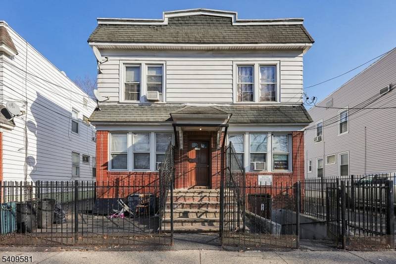 154 Dayton St, Newark City, NJ 07114