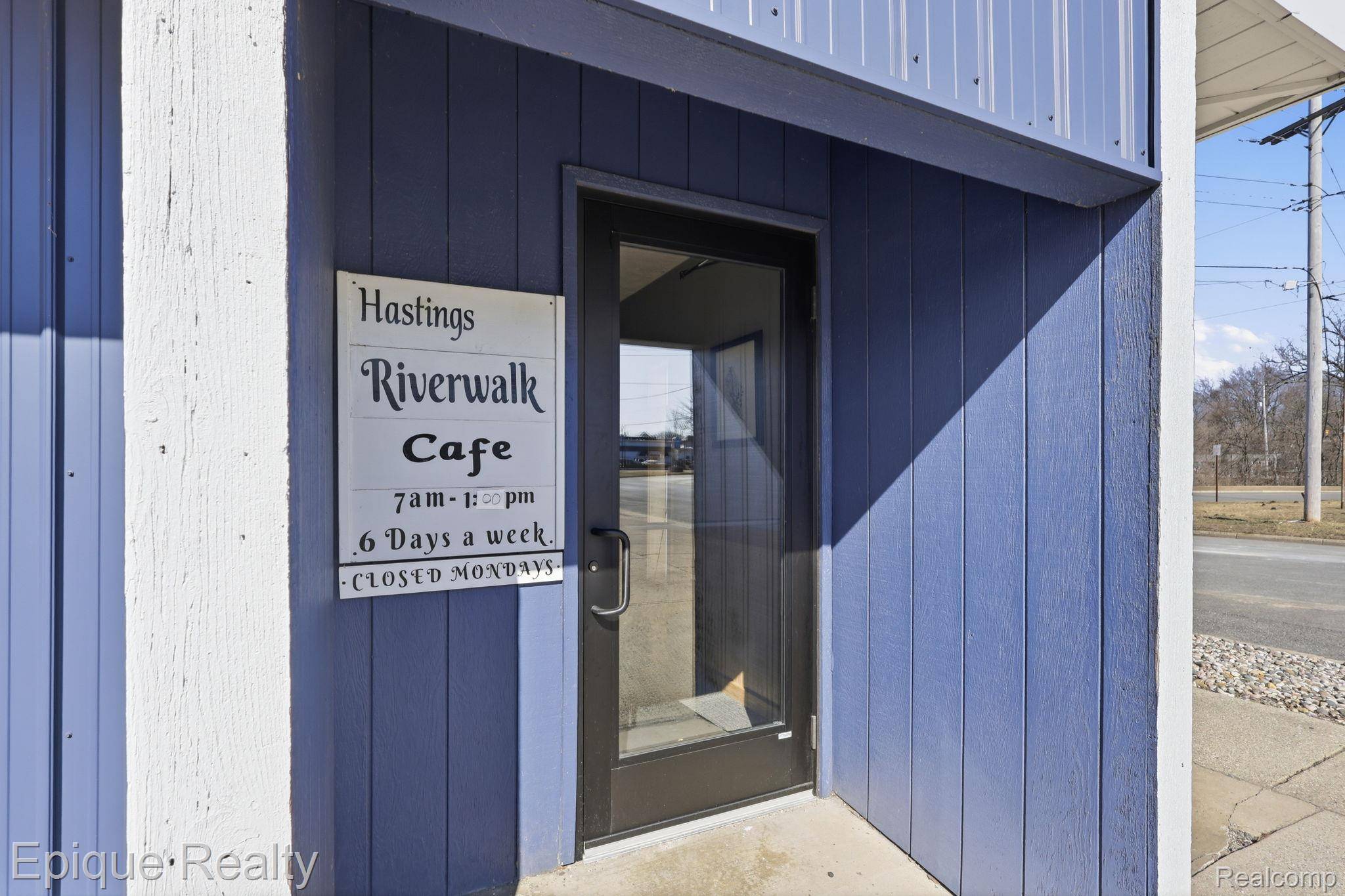 228 N Jefferson ST, Hastings, MI 49058