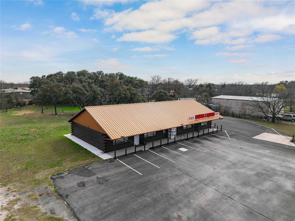 805 E Hall Street, Bangs, TX 76823