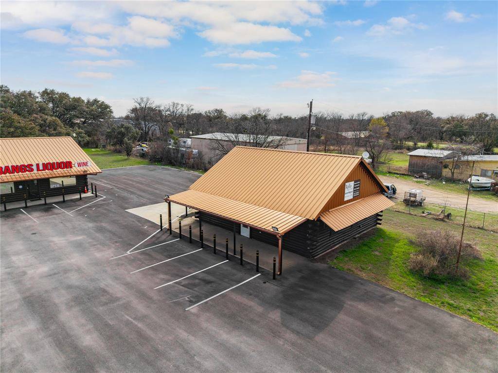 805 E Hall Street, Bangs, TX 76823