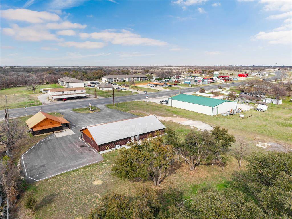 805 E Hall Street, Bangs, TX 76823