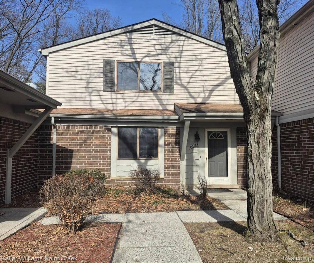 26728 Farmbrook Villa DR, Southfield, MI 48034