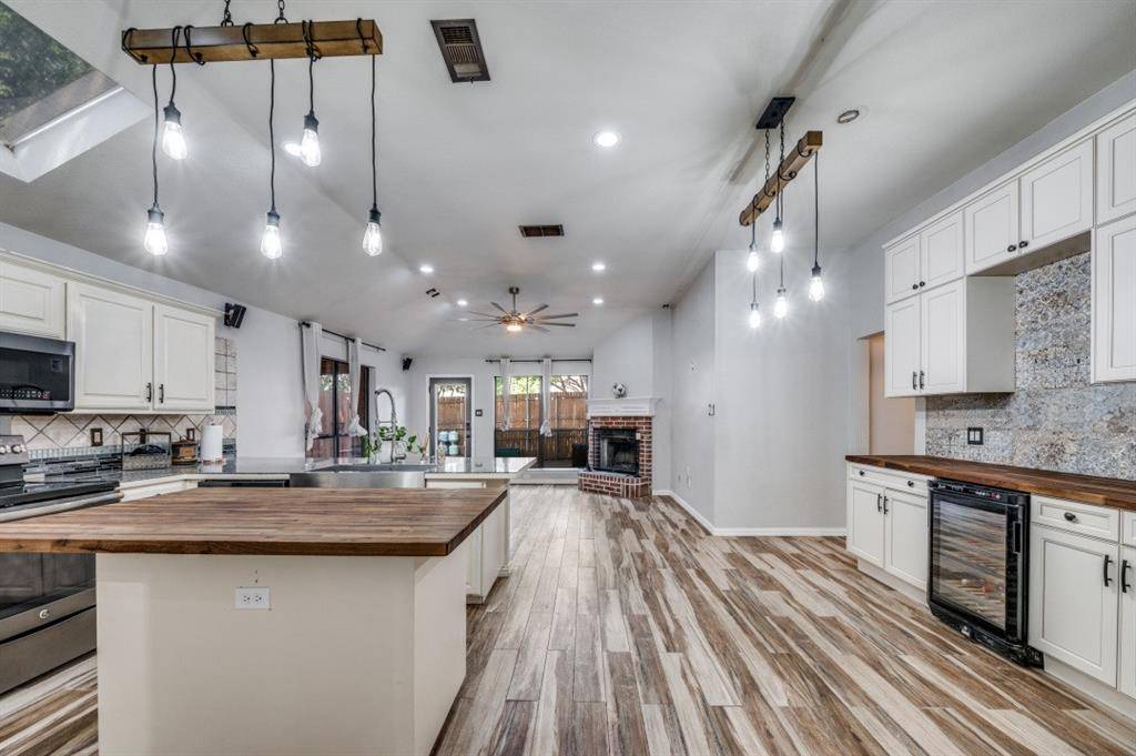 5005 Bradley Lane, Arlington, TX 76017